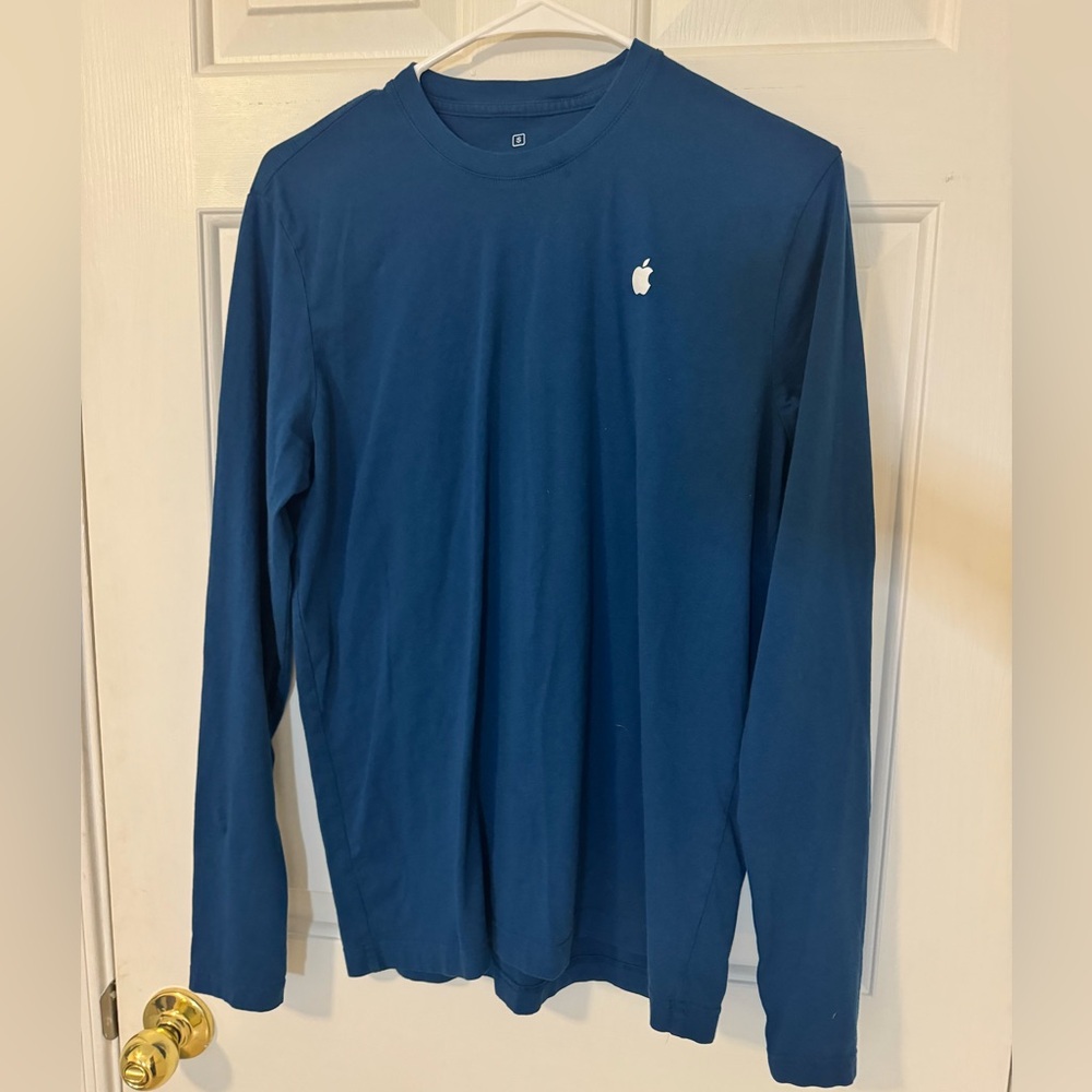Apple unisex long sleeve shirt